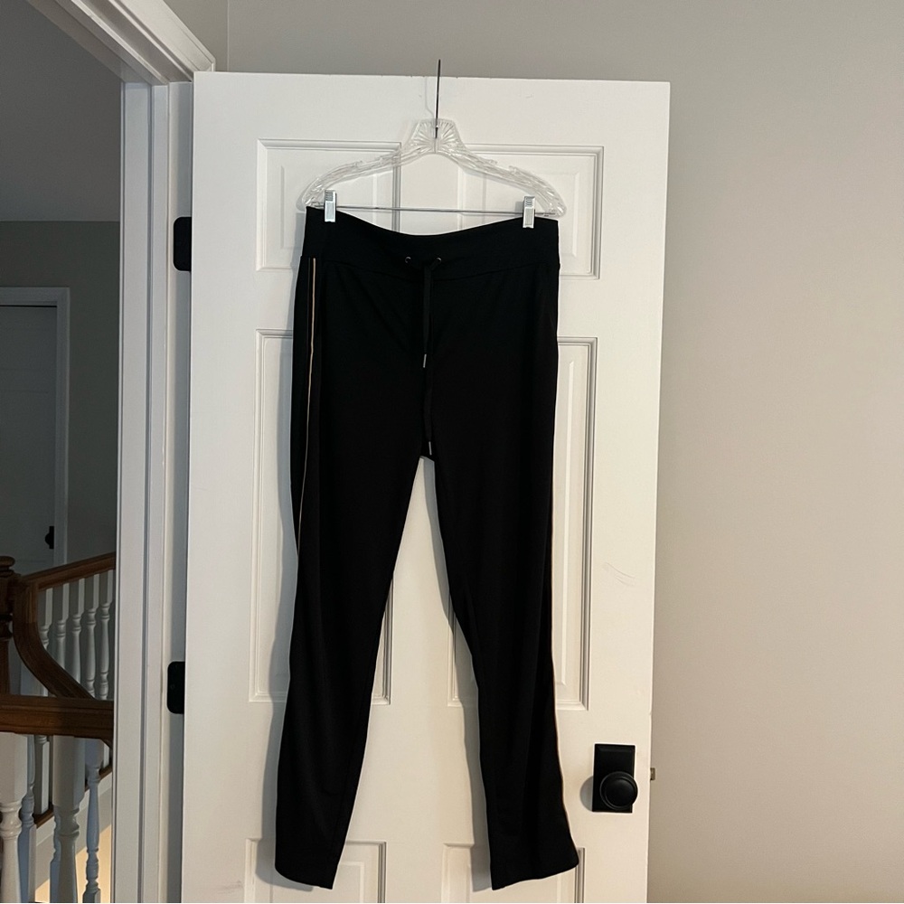 Orly Black Drawstring Jogger Pant with Tan Side Stripe Detail - Large - NWT